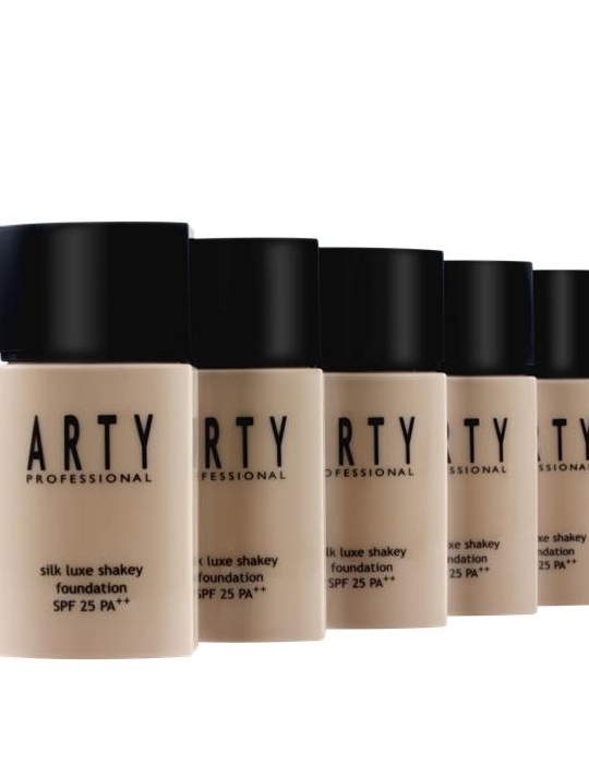 ARTY PROFESSIONAL SILK LUXE SHAKEY FOUNDATION